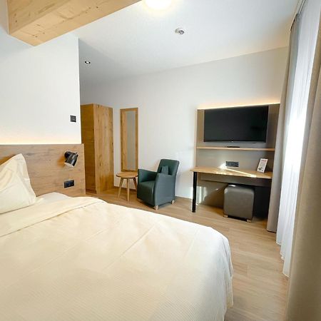 Hotel Olympica Бриг Екстер'єр фото